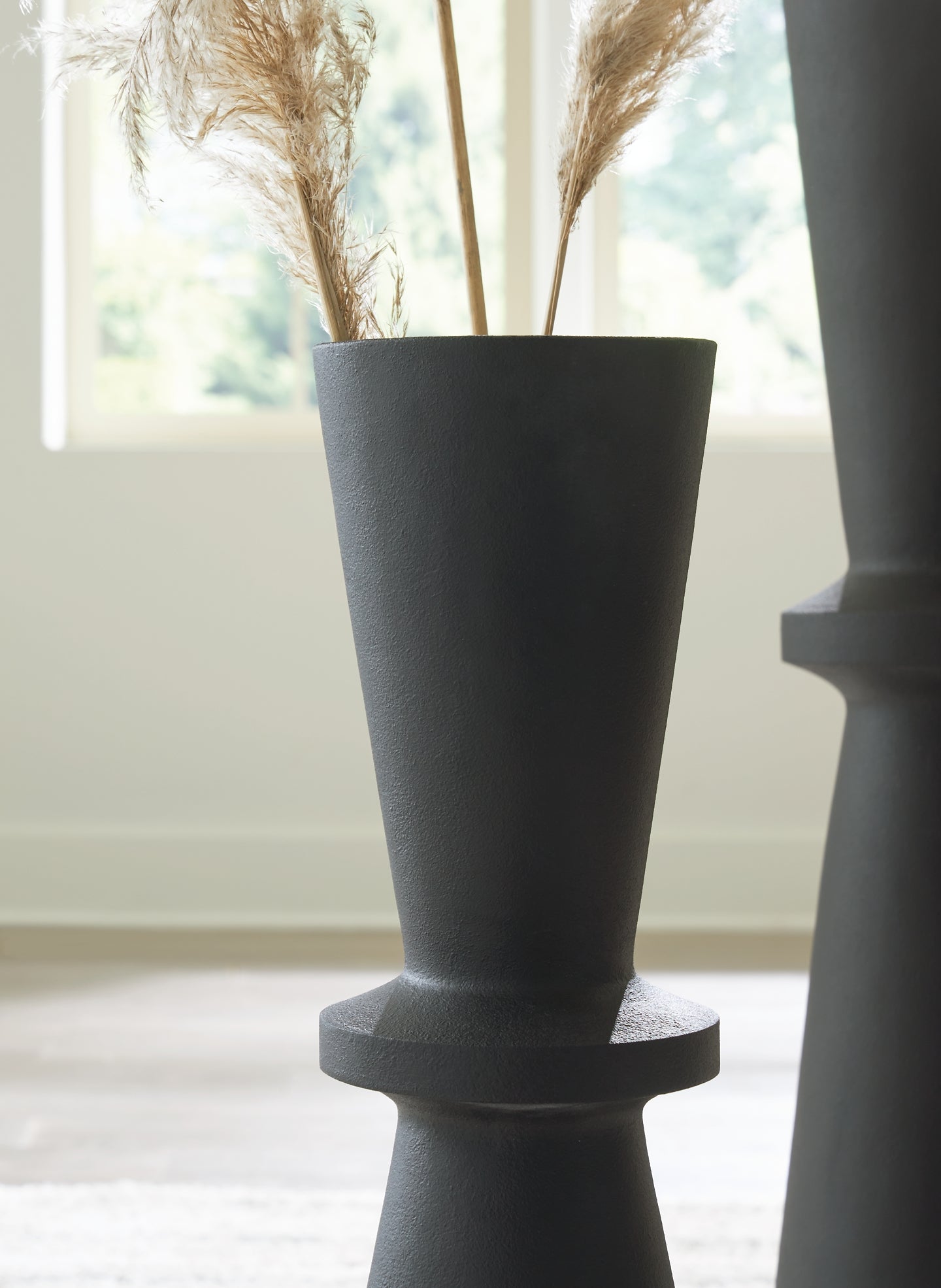 Collisten Vase Signature Design by Ashley®