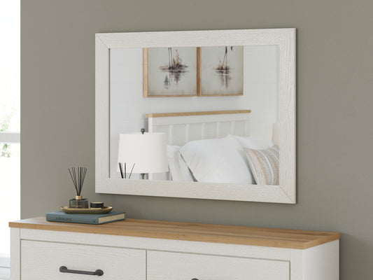 Linnocreek Bedroom Mirror Benchcraft®