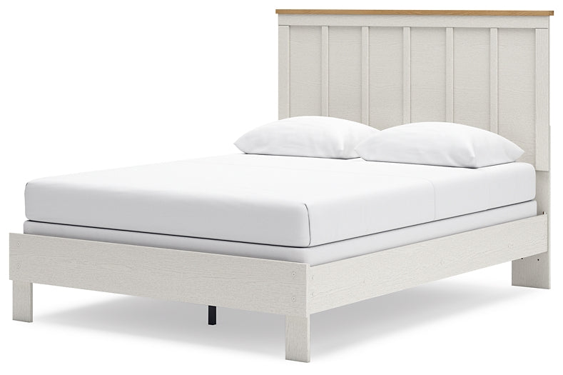 Linnocreek  Panel Bed Benchcraft®