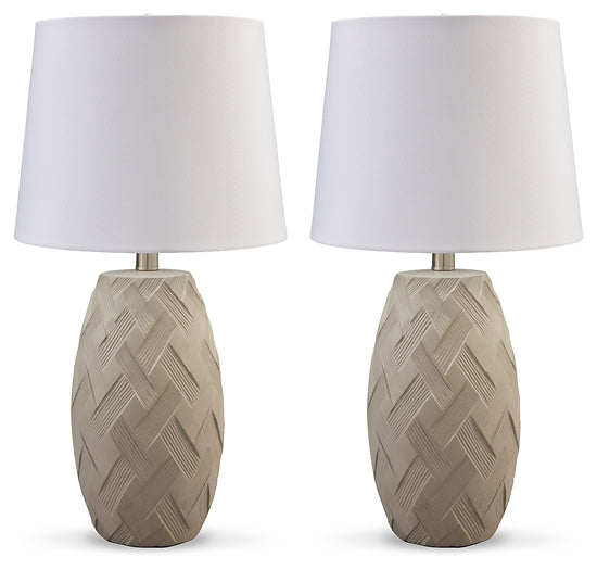 Tamner Poly Table Lamp (2/CN) Signature Design by Ashley®