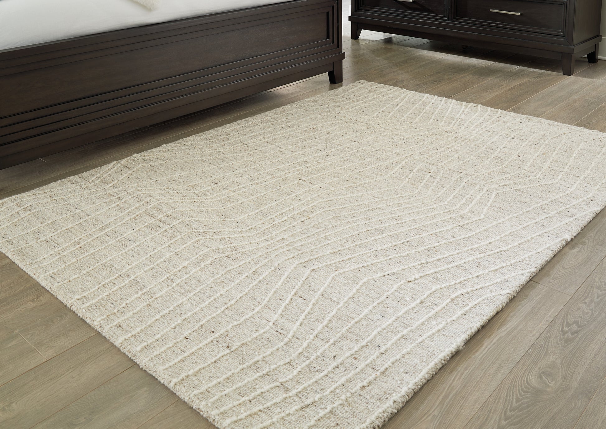 Varahill Medium Rug Signature Design by Ashley®