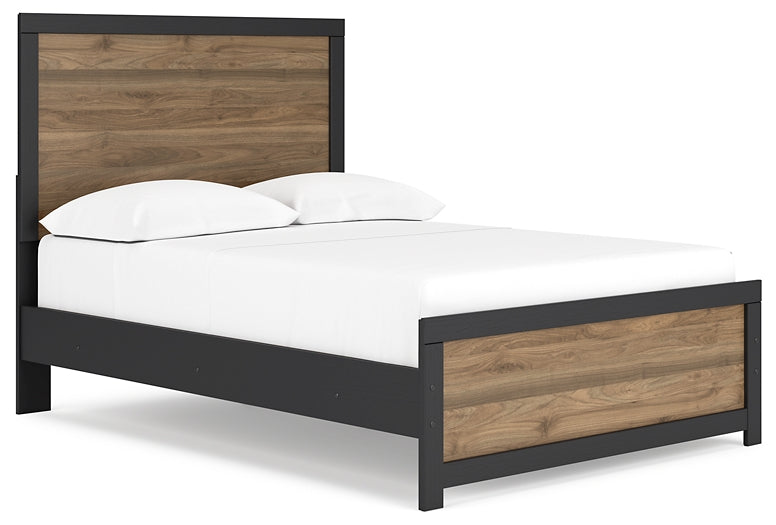 Vertani Full Panel Bed with Dresser Signature Design by Ashley®