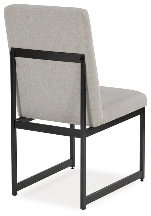 Tomtyn Dining UPH Side Chair (2/CN) Signature Design by Ashley®