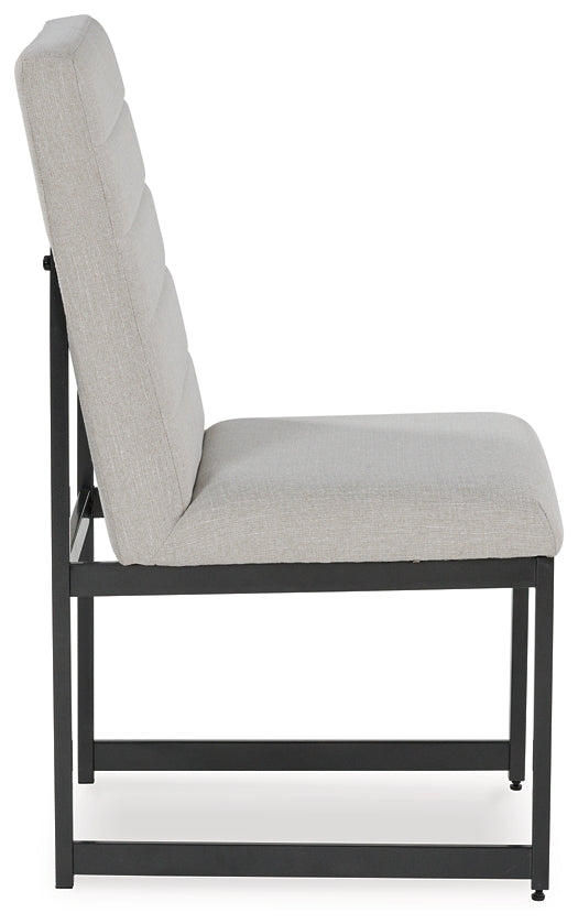 Tomtyn Dining UPH Side Chair (2/CN) Signature Design by Ashley®