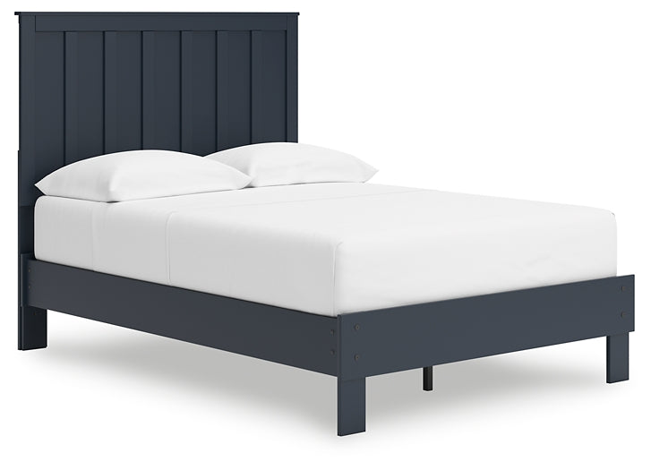 Simmenfort  Platform Bed Signature Design by Ashley®