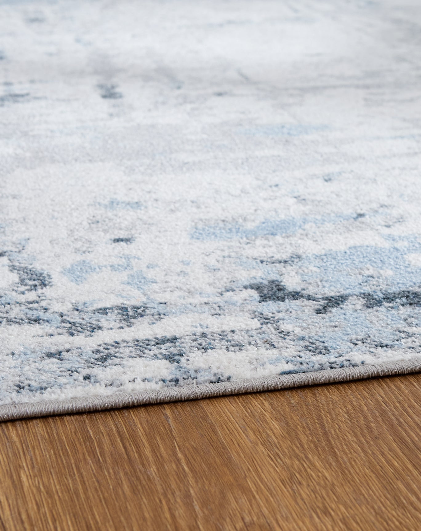 Emertonly Washable Medium Rug Signature Design by Ashley®