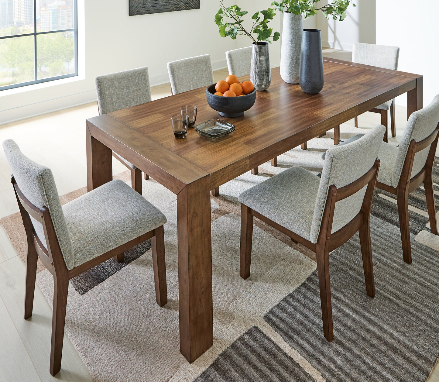 Kraeburn Dining Table and 8 Chairs Benchcraft®