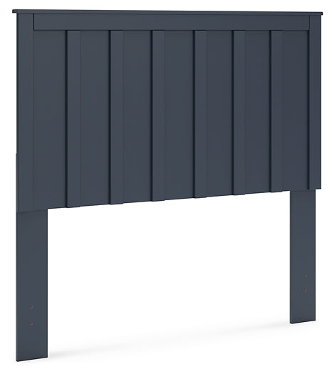 Simmenfort Full Panel Headboard with Dresser and Nightstand Signature Design by Ashley®