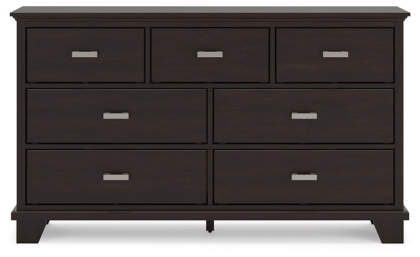 Covetown Twin Panel Bed with Dresser and 2 Nightstands Signature Design by Ashley®