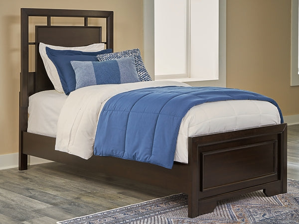 Covetown Twin Panel Bed with Dresser and 2 Nightstands Signature Design by Ashley®