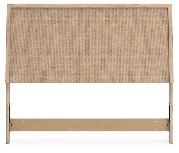 Cielden Queen Panel Headboard with Dresser Signature Design by Ashley®