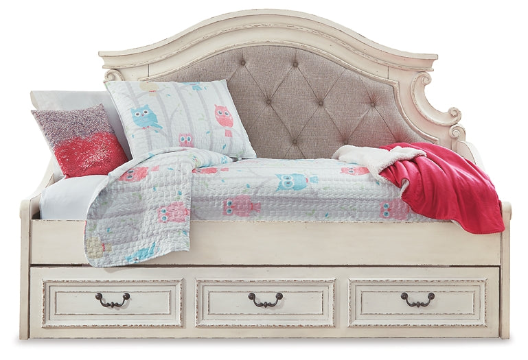 Realyn Twin Day Bed Signature Design by Ashley®