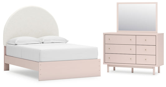 Wistenpine Full Upholstered Panel Bed with Mirrored Dresser Signature Design by Ashley®