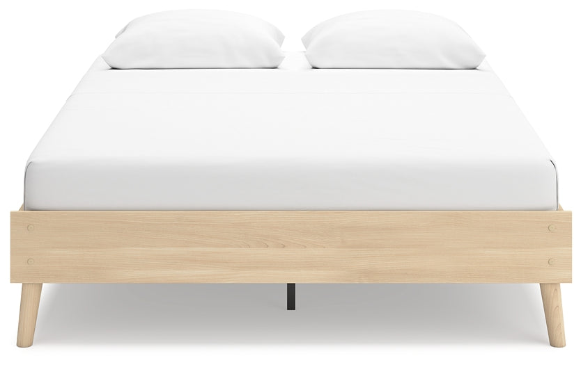 Cabinella Queen Platform Bed with Dresser and Nightstand Signature Design by Ashley®