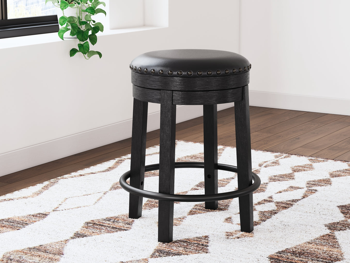 Valebeck UPH Swivel Stool (1/CN) Signature Design by Ashley®