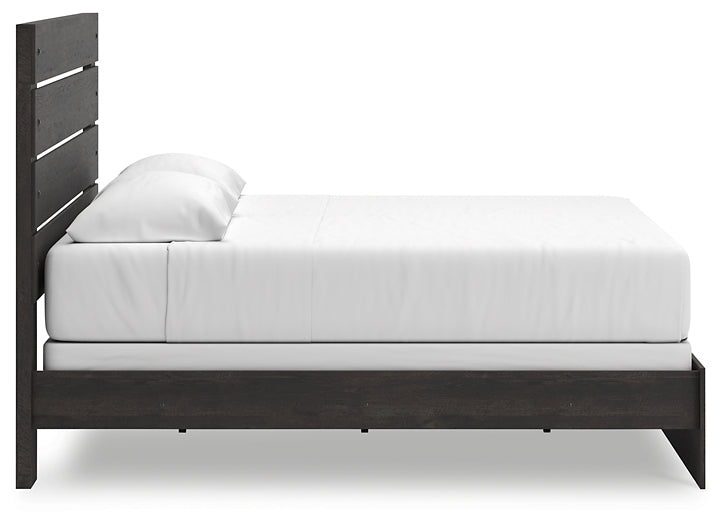 Hollivern  Panel Bed Signature Design by Ashley®