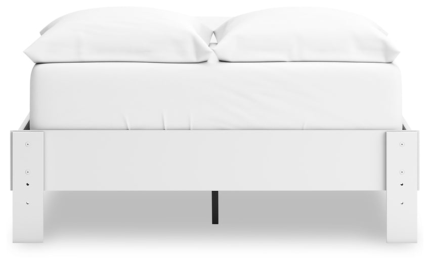 Hallityn Full Platform Bed with Dresser and 2 Nightstands Signature Design by Ashley®