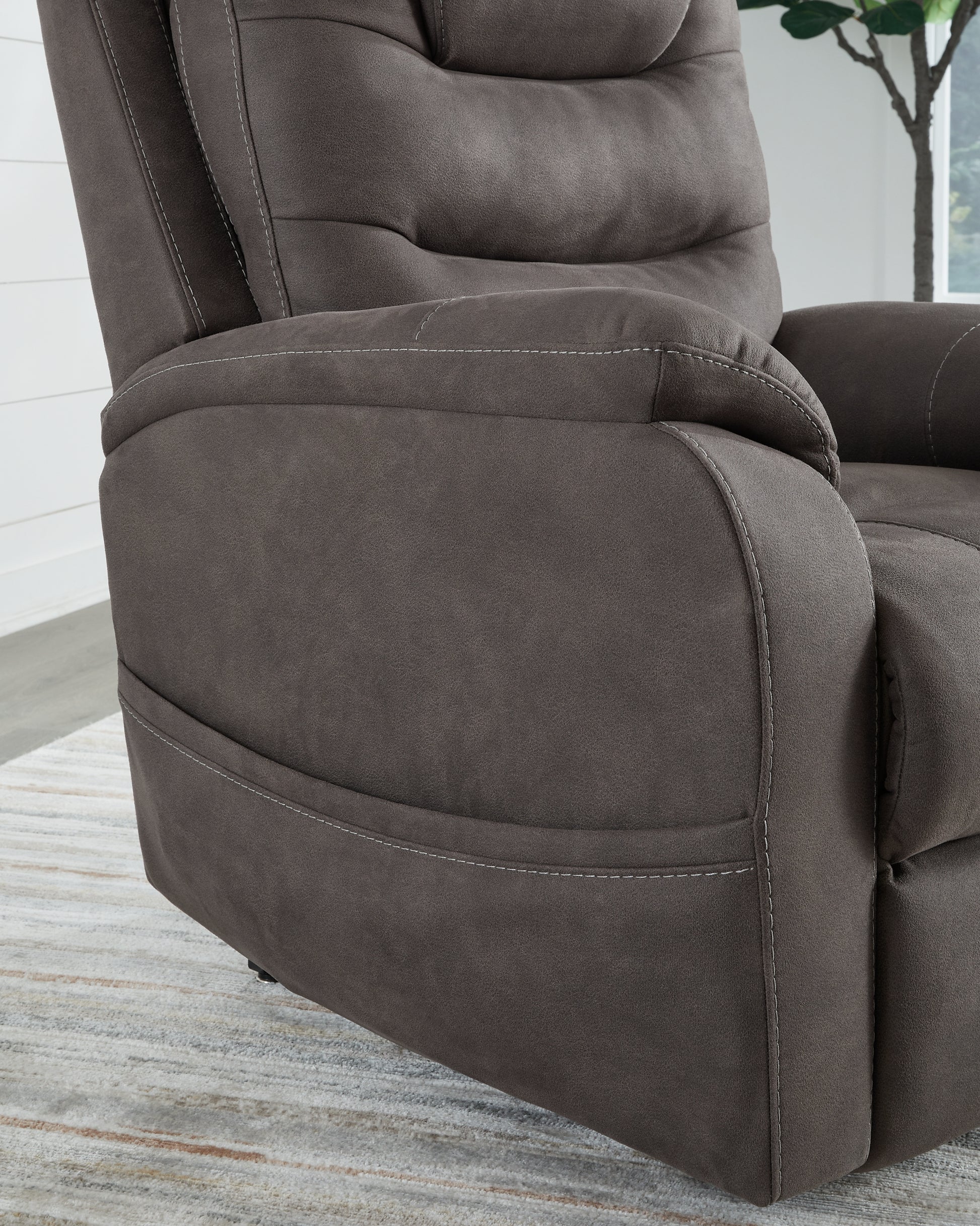 Snowfield Power Lift Recliner Signature Design by Ashley®