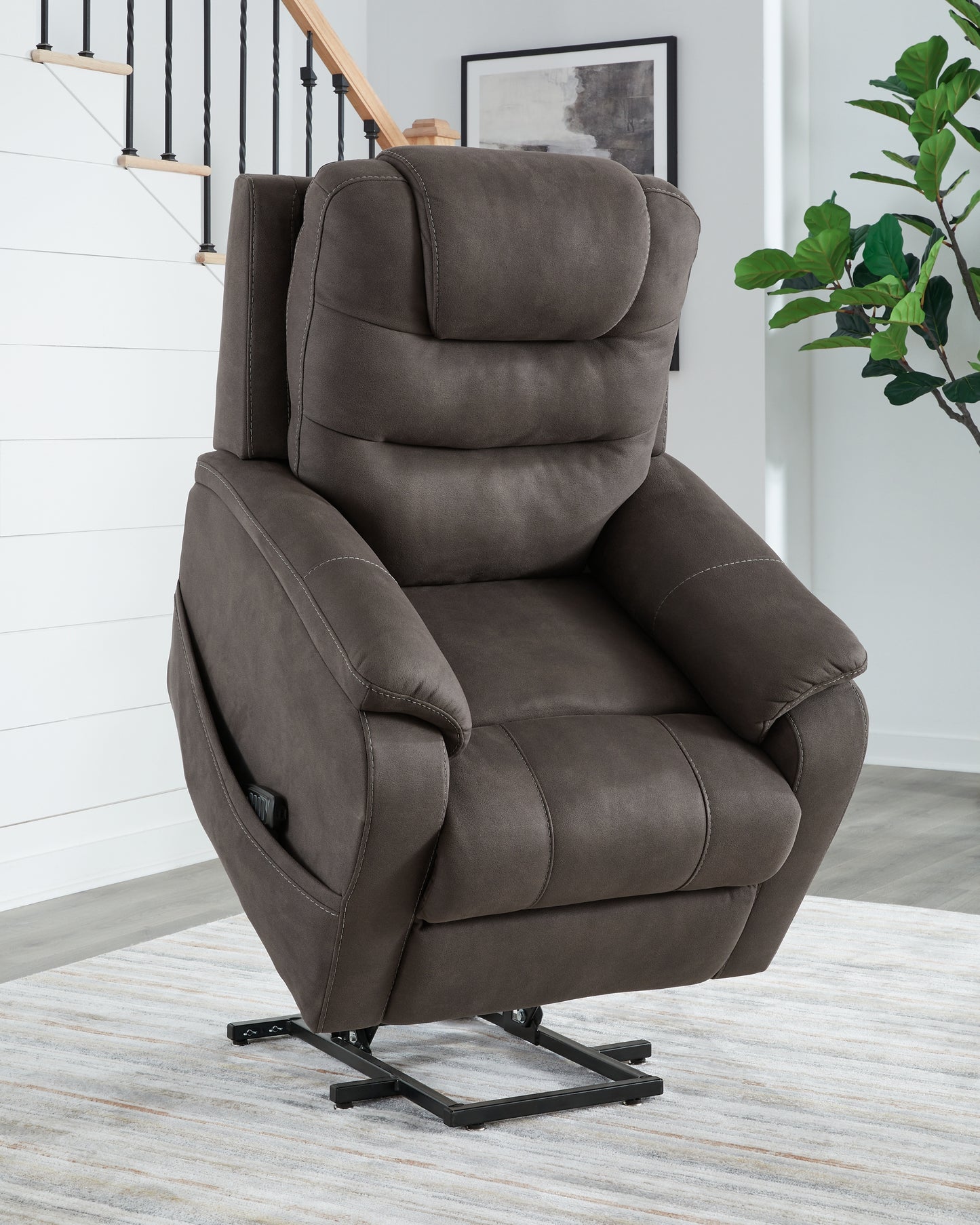 Snowfield Power Lift Recliner Signature Design by Ashley®