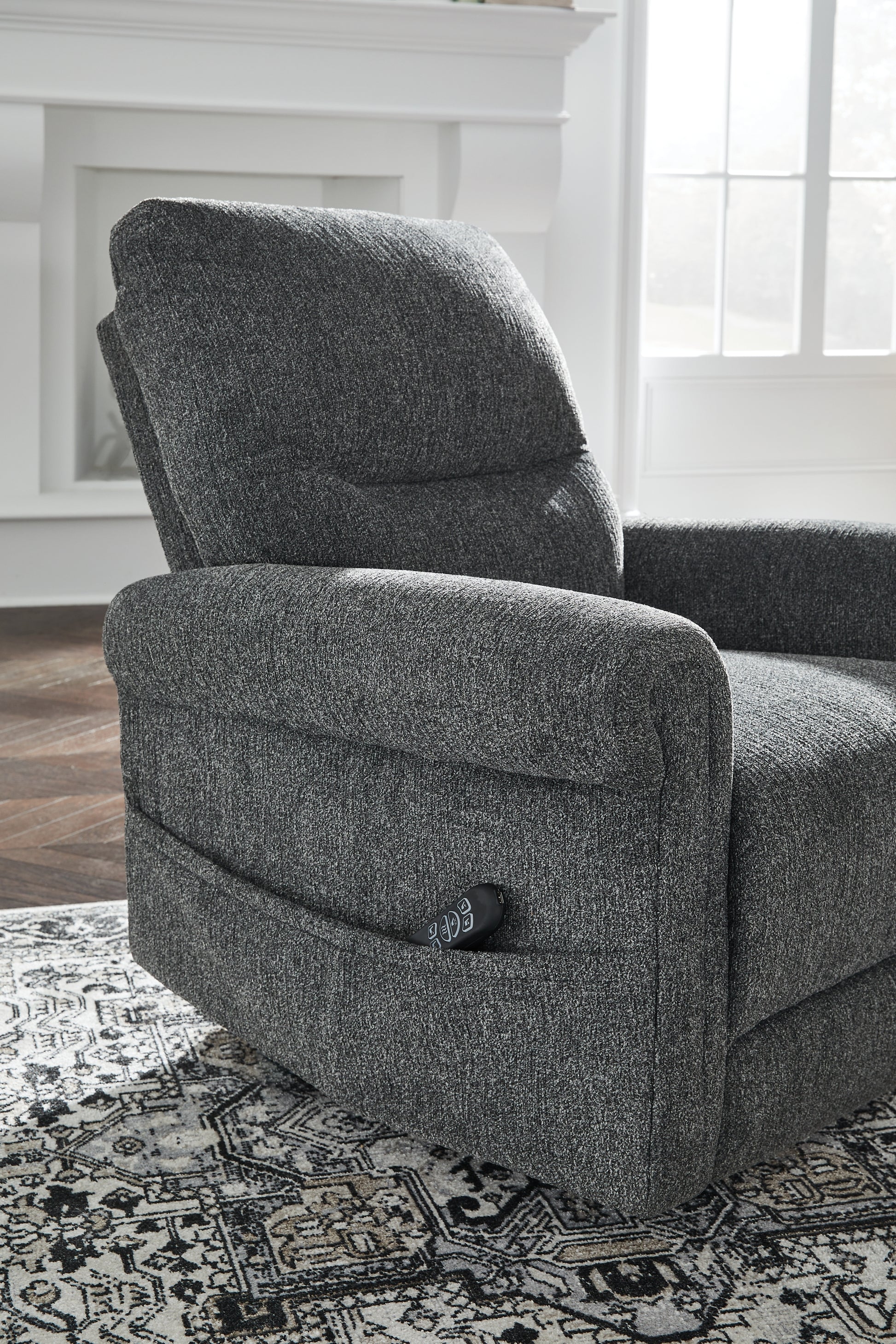 Aureta Power Lift Recliner Signature Design by Ashley®