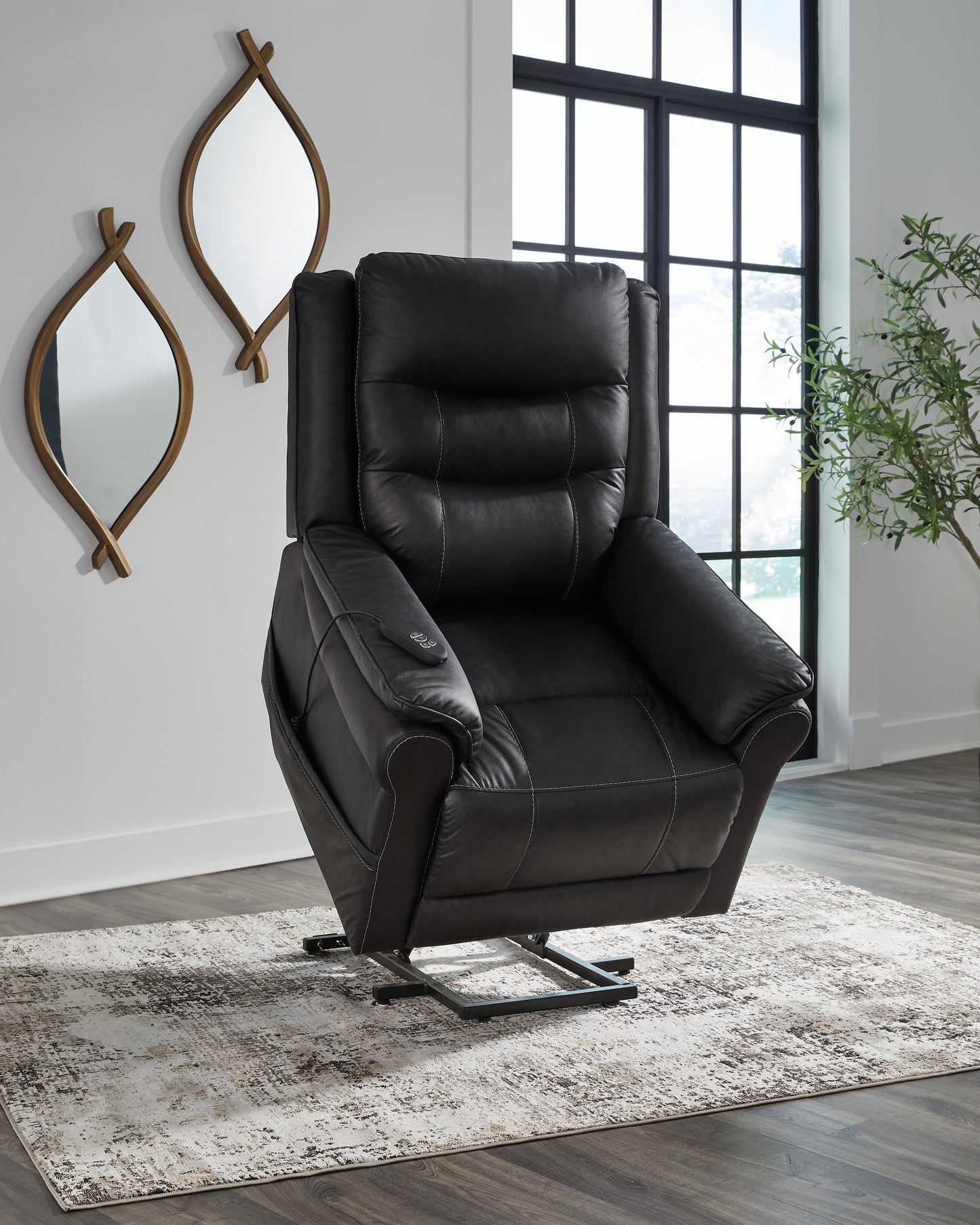 Oatman Power Lift Recliner Signature Design by Ashley®