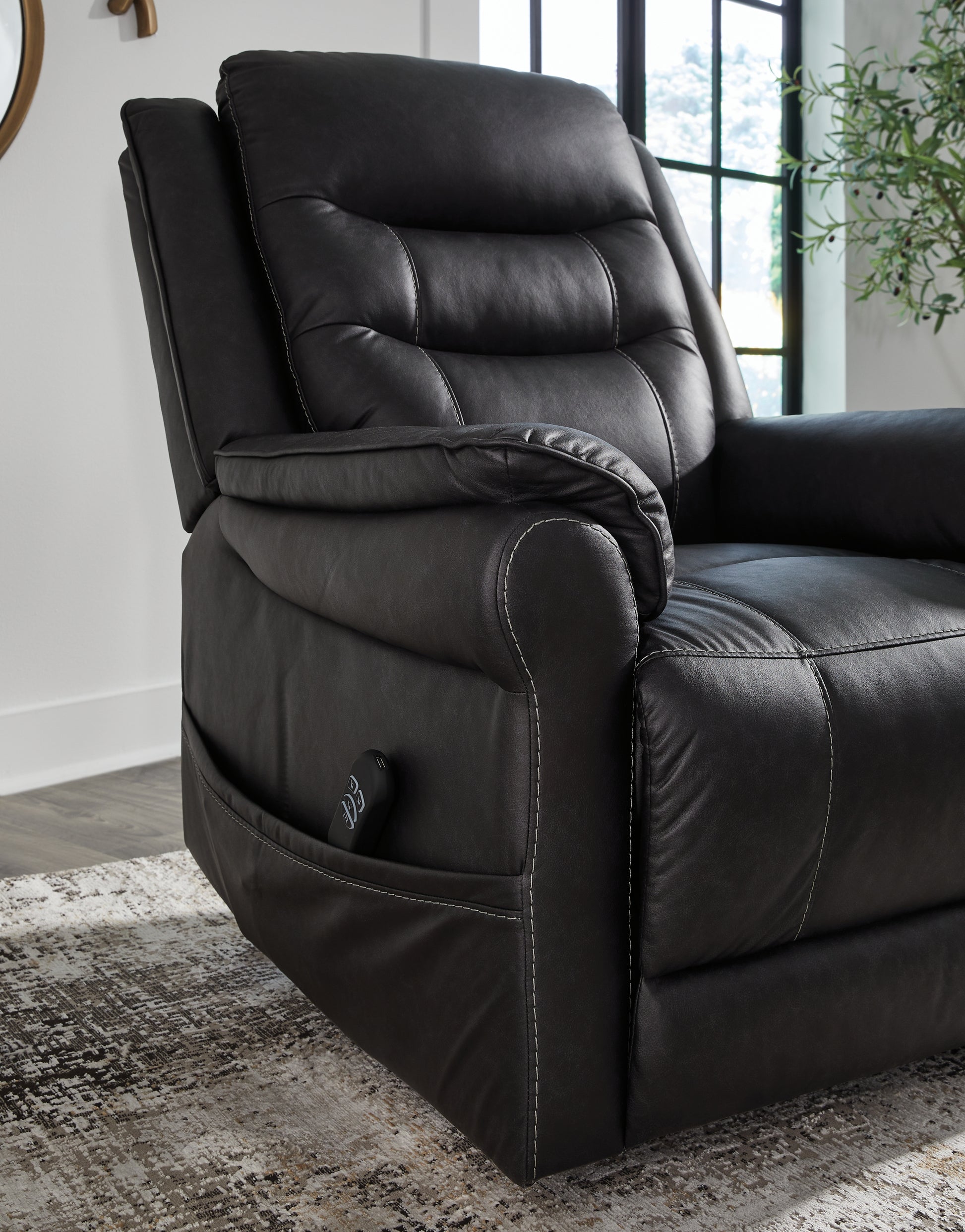 Oatman Power Lift Recliner Signature Design by Ashley®