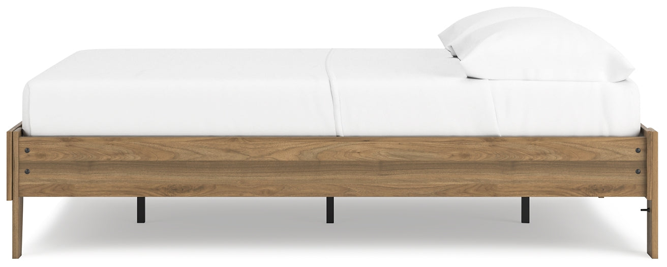 Deanlow Full Platform Bed with Dresser Signature Design by Ashley®