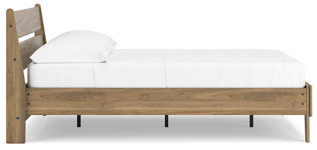 Deanlow Full Platform Panel Bed with Dresser and Chest Signature Design by Ashley®