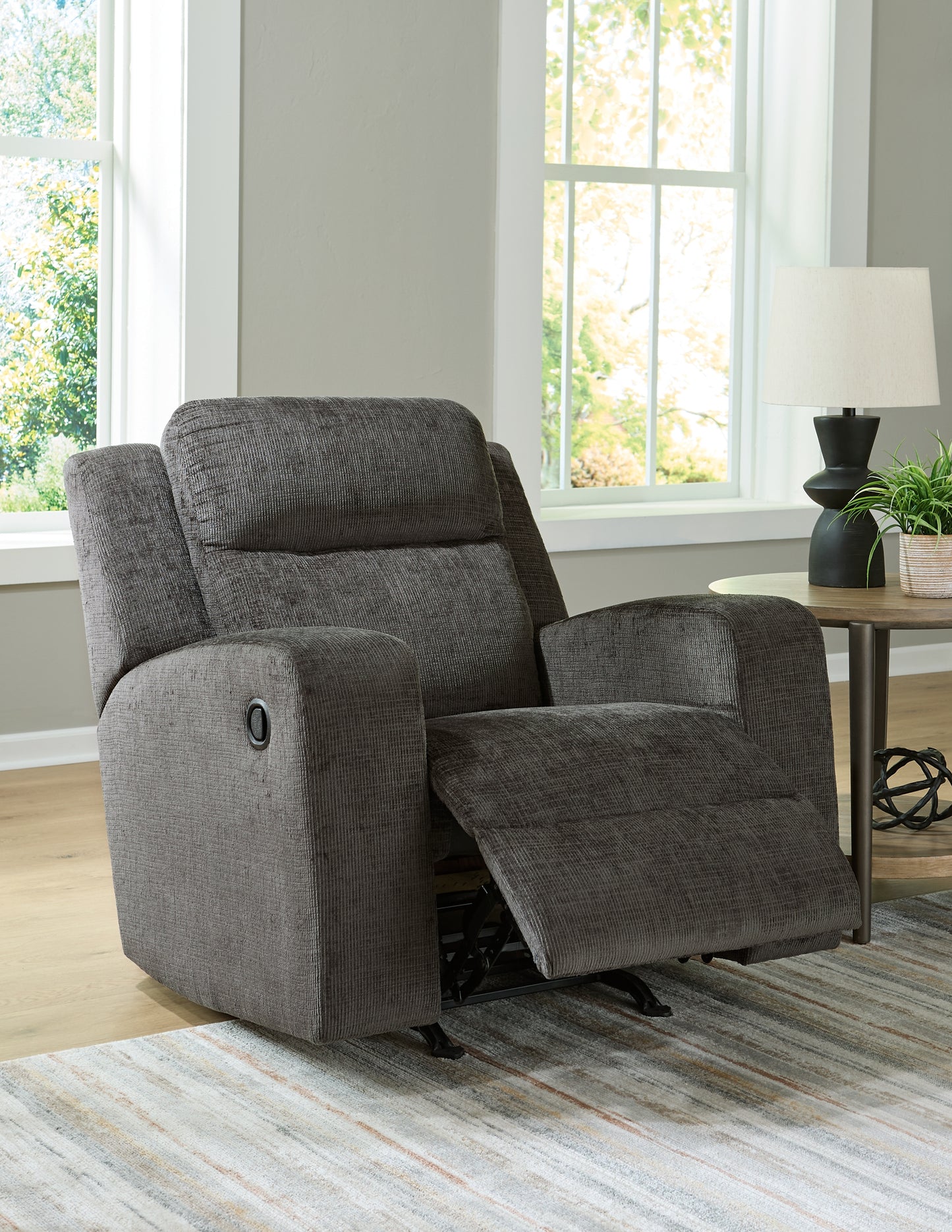 Kanlow Rocker Recliner Signature Design by Ashley®