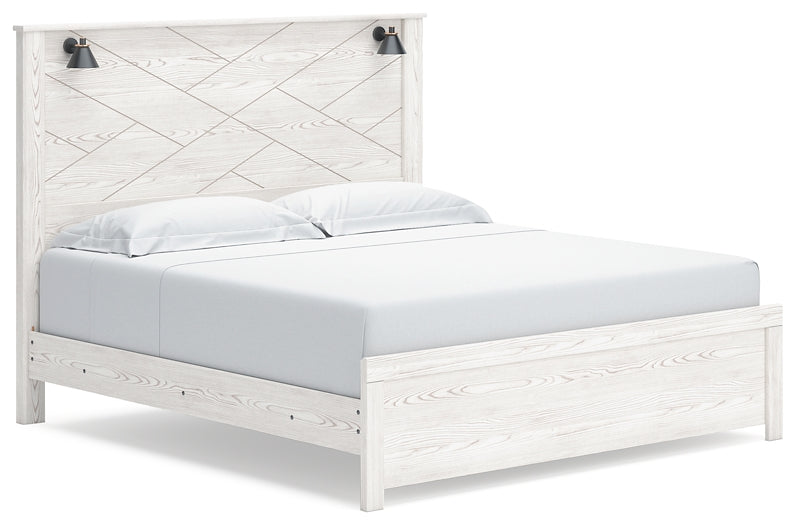 Gerridan King Panel Bed with Mirrored Dresser, Chest and Nightstand Signature Design by Ashley®