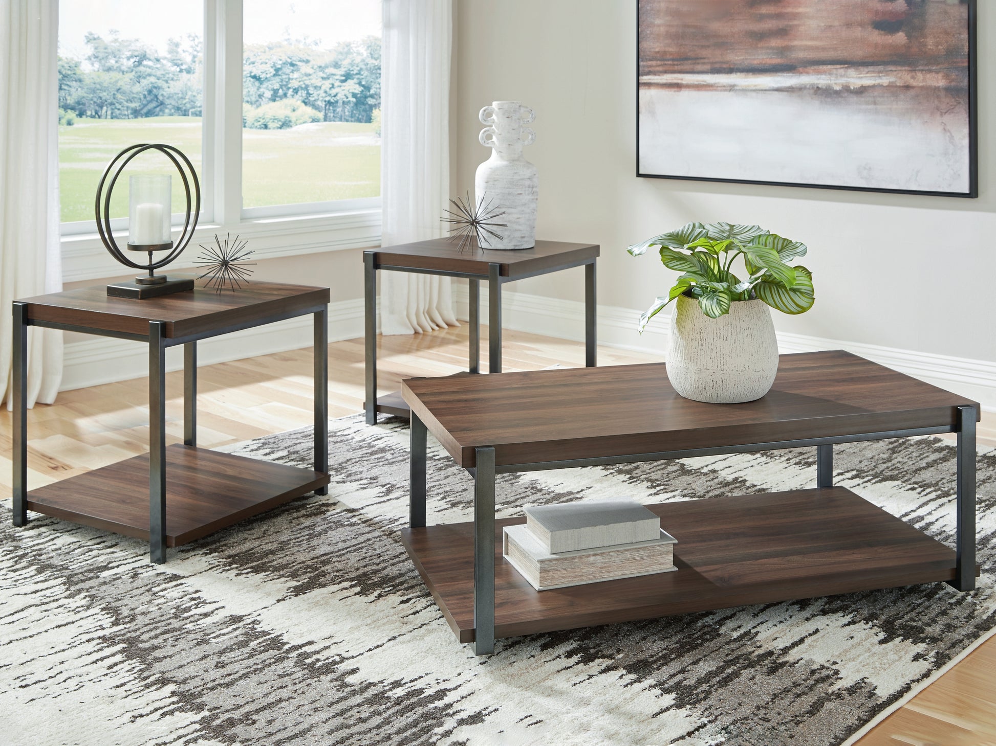 Trindwick Occasional Table Set (3/CN) Signature Design by Ashley®