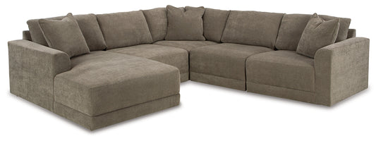 Raeanna 5-Piece Sectional with Chaise Benchcraft®