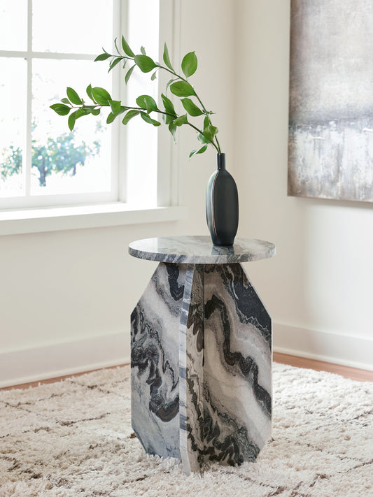 Wrenlane Accent Table Signature Design by Ashley®