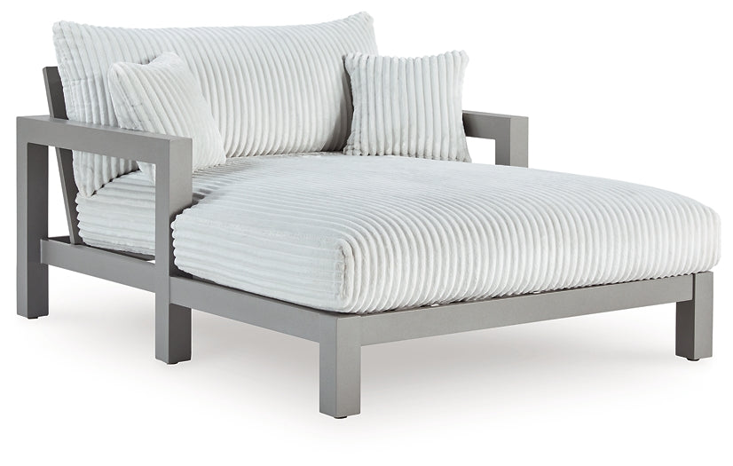 Hurley Park Chaise Lounge with Cushion Signature Design by Ashley®