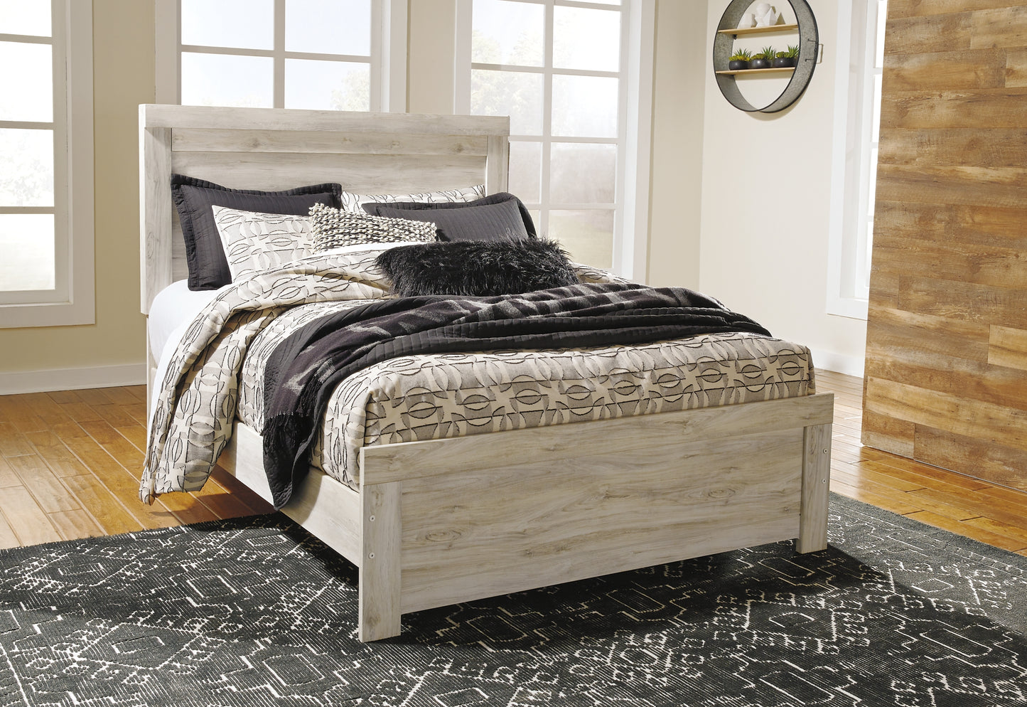 Bellaby Queen Panel Bed with Dresser and Nightstand Signature Design by Ashley®