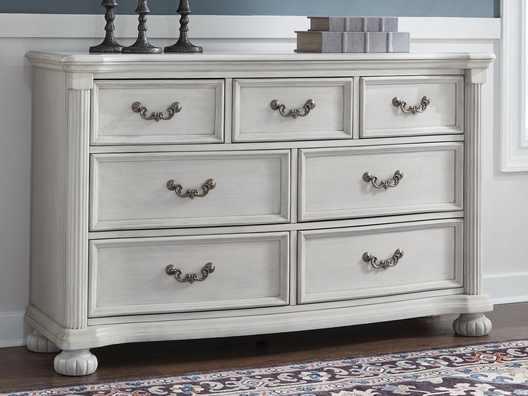 Montelaine Dresser Benchcraft®