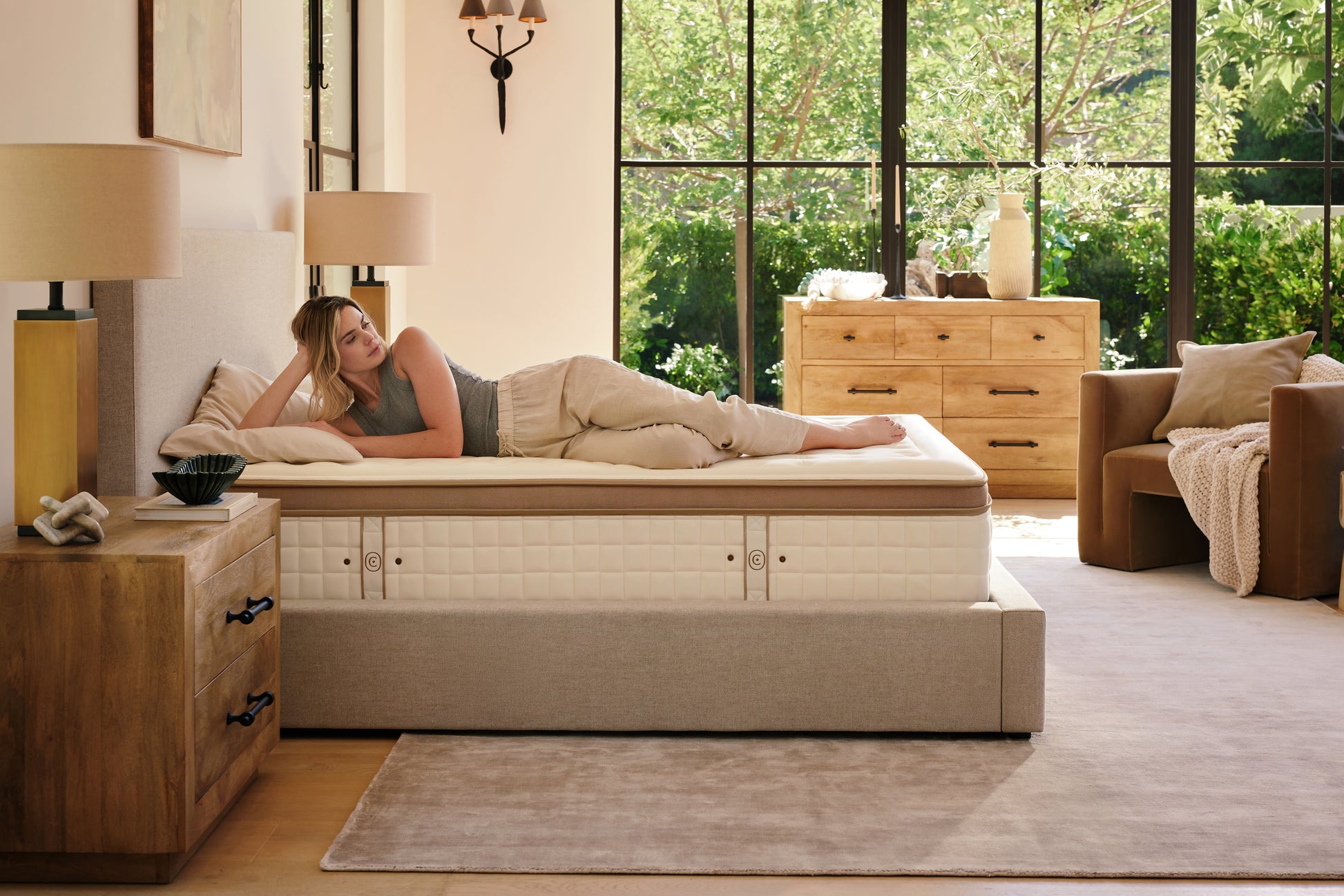 Cloverlane Hybrid Medium Twin Mattress Cloverlane