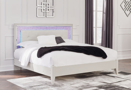 Zyniden  Upholstered Panel Bed Signature Design by Ashley®