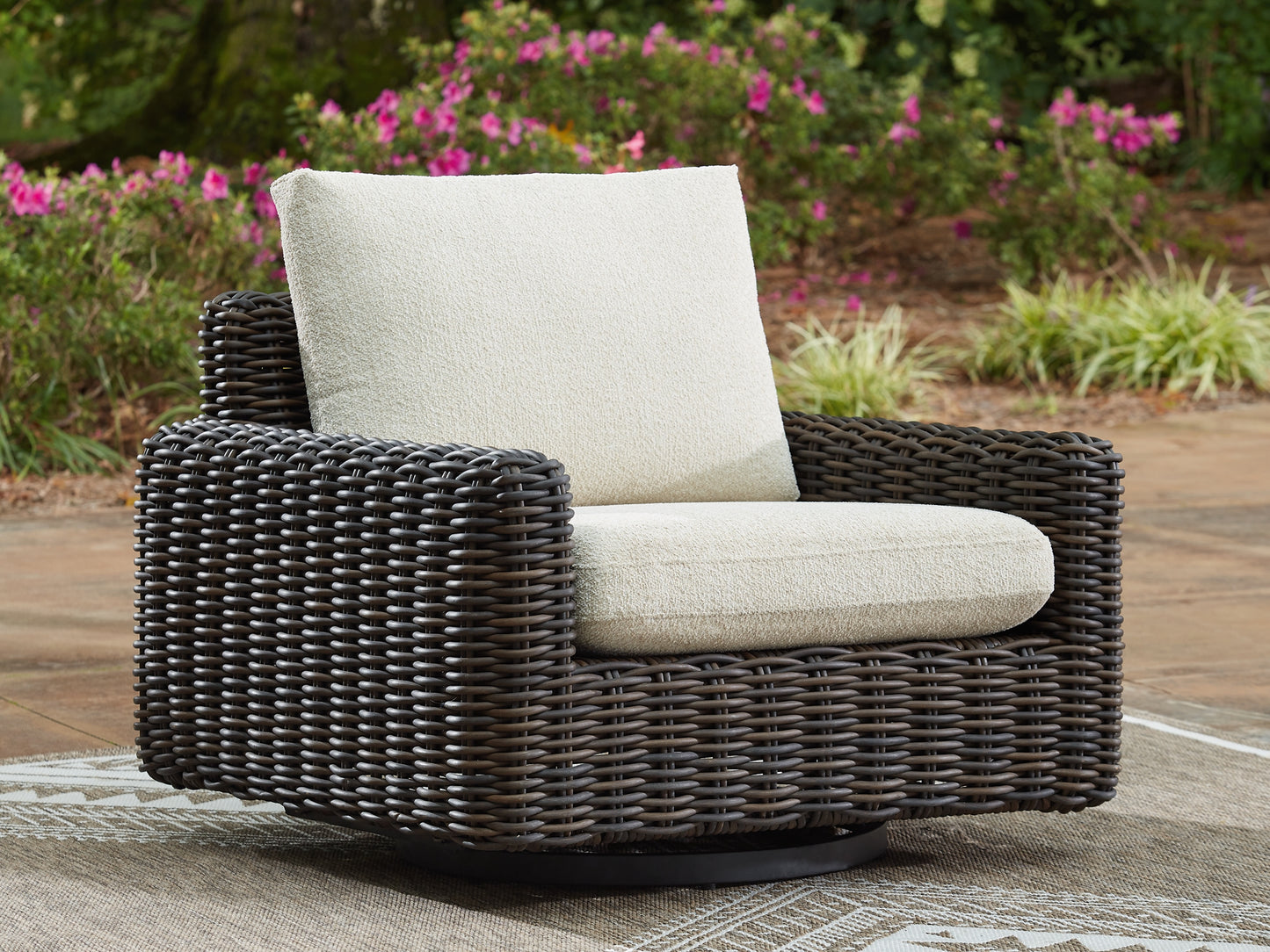 Kimora Swivel Glider Lounge w/Cushion Signature Design by Ashley®