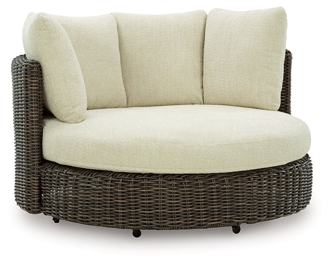 Kimora Swivel Lounge Chair w/Cushion Signature Design by Ashley®