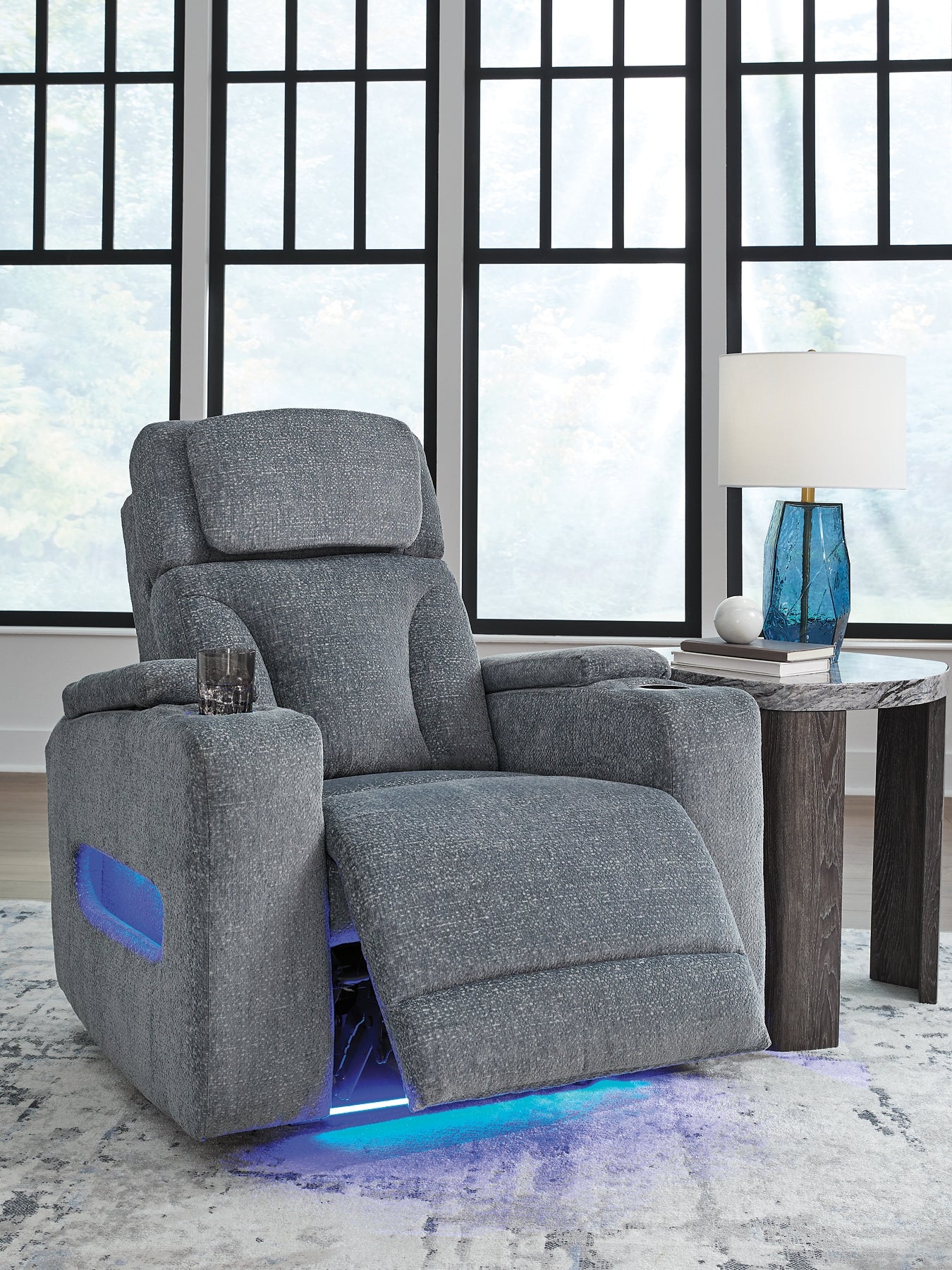 Studio Cave PWR Recliner/ADJ Headrest Signature Design by Ashley®