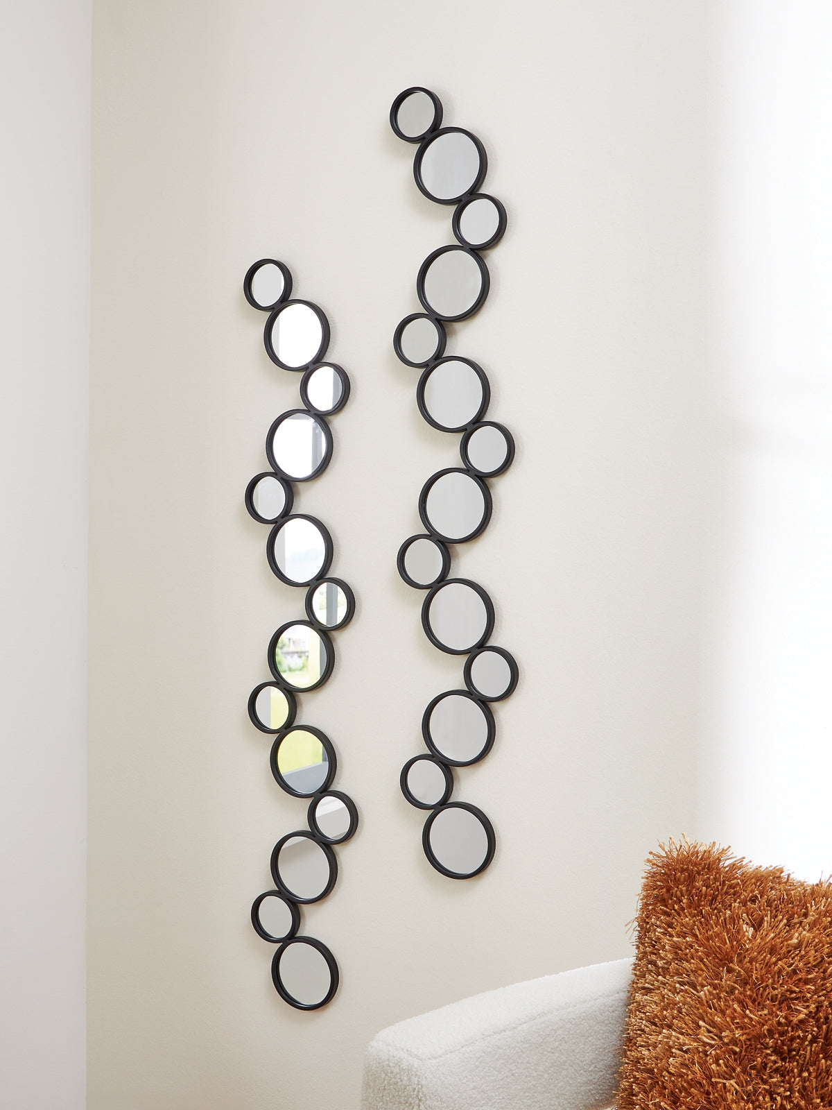 Vinler Accent Mirror Set (2/CN) Signature Design by Ashley®