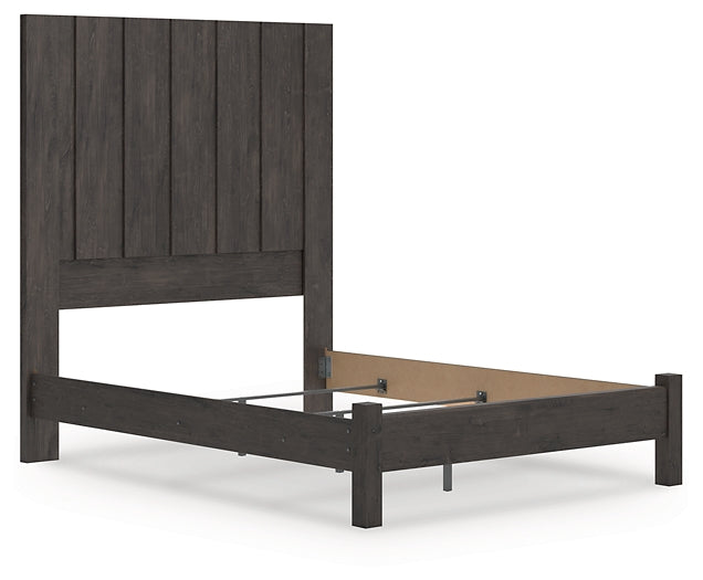 Fraluna Queen Panel Bed