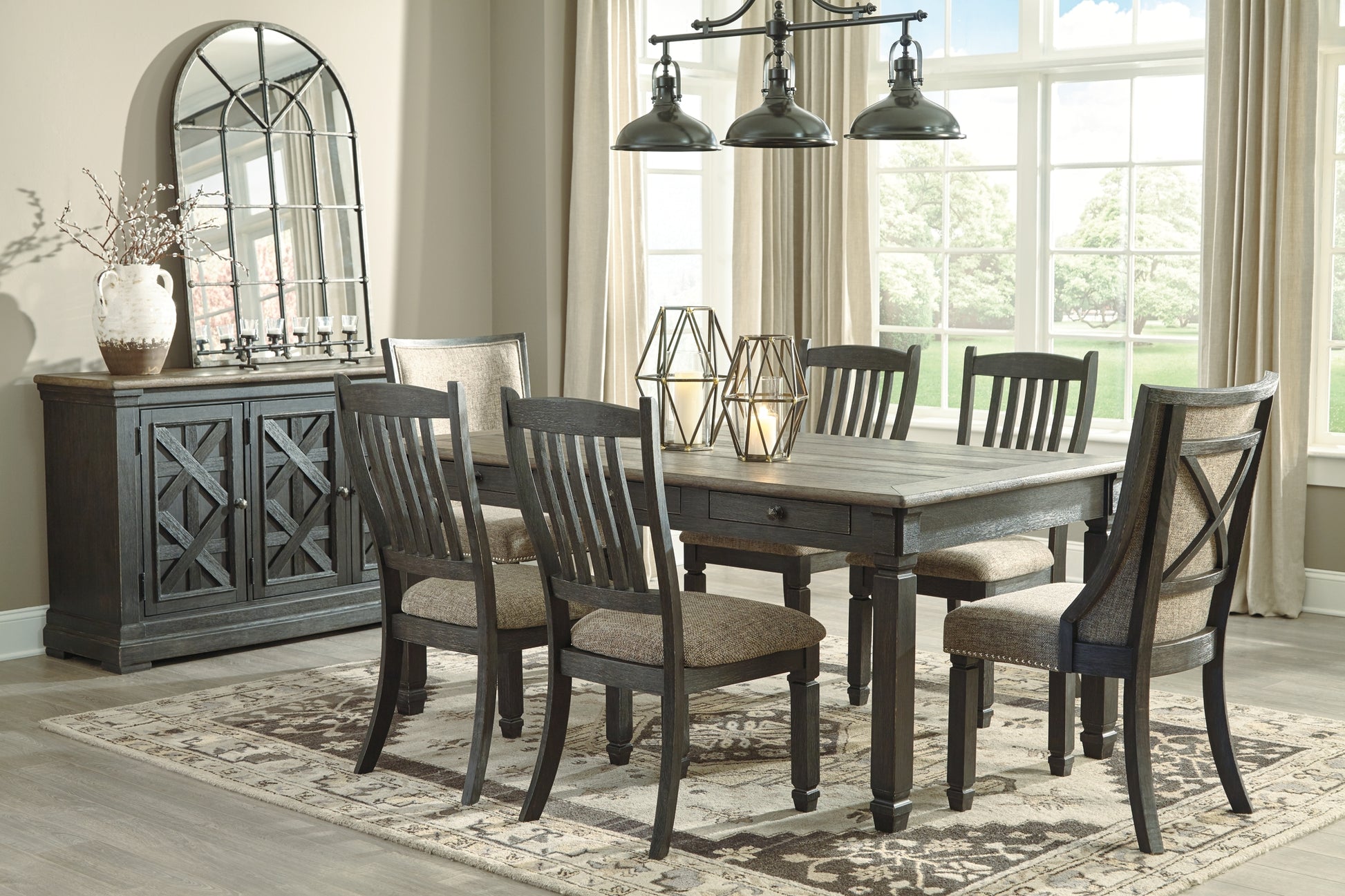 Tyler Creek Dining UPH Side Chair (2/CN) Signature Design by Ashley®