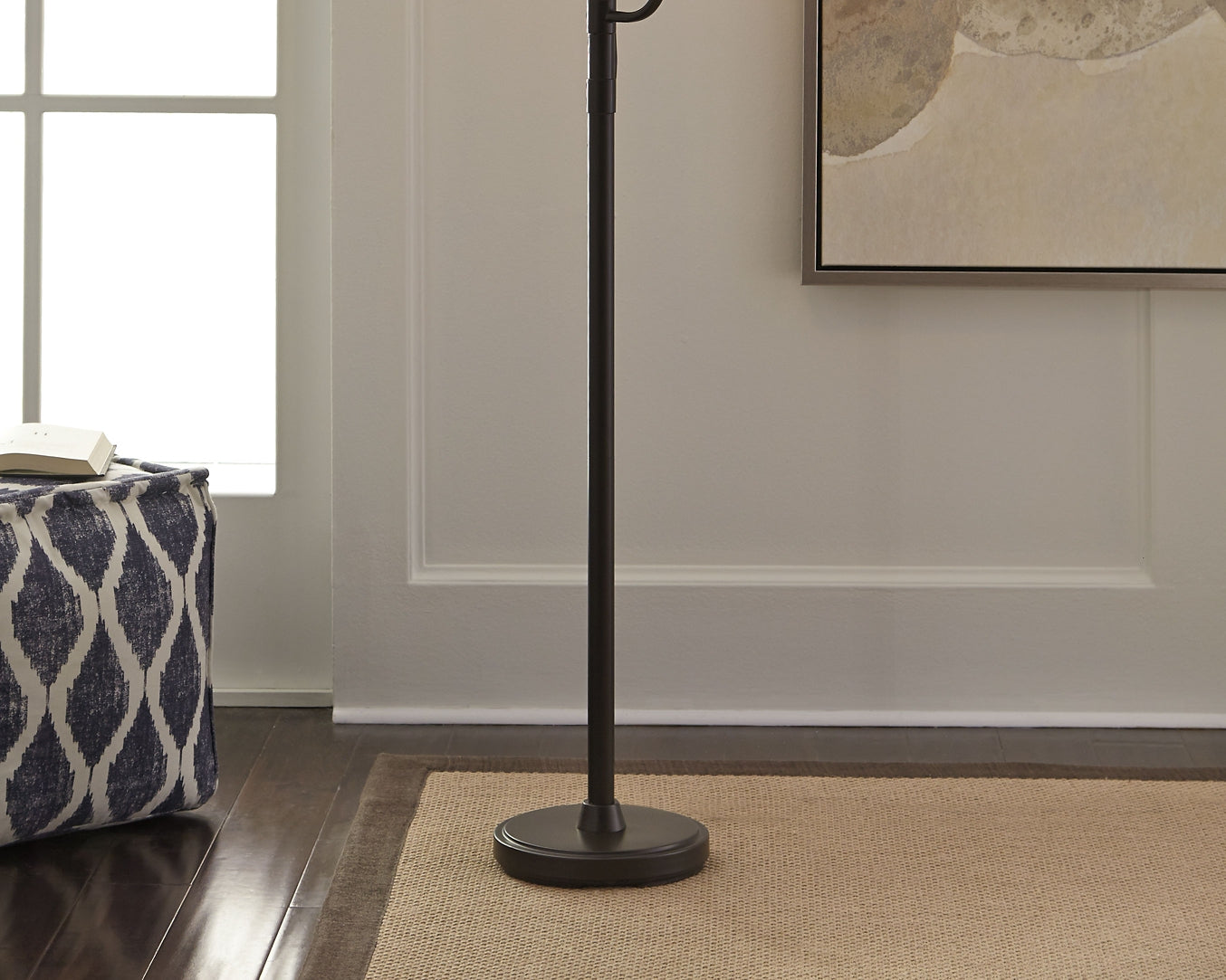 Jaak Metal Floor Lamp (1/CN) Signature Design by Ashley®