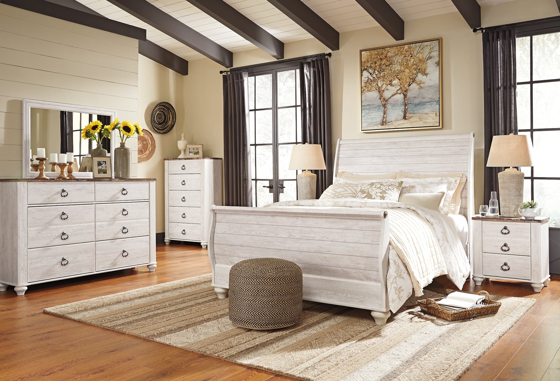 Willowton Queen Sleigh Bed Signature Design by Ashley®