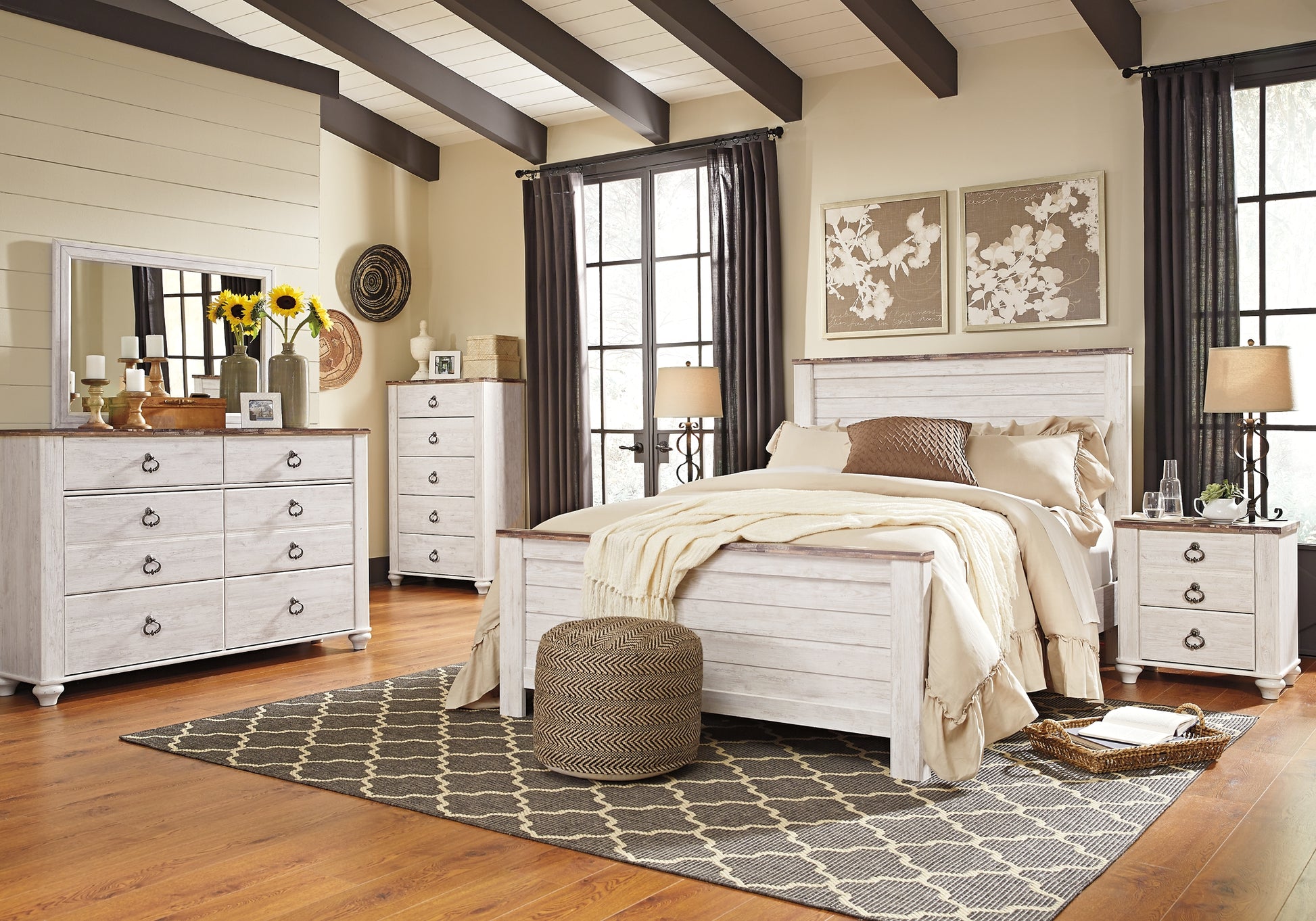 Willowton Six Drawer Dresser Signature Design by Ashley®