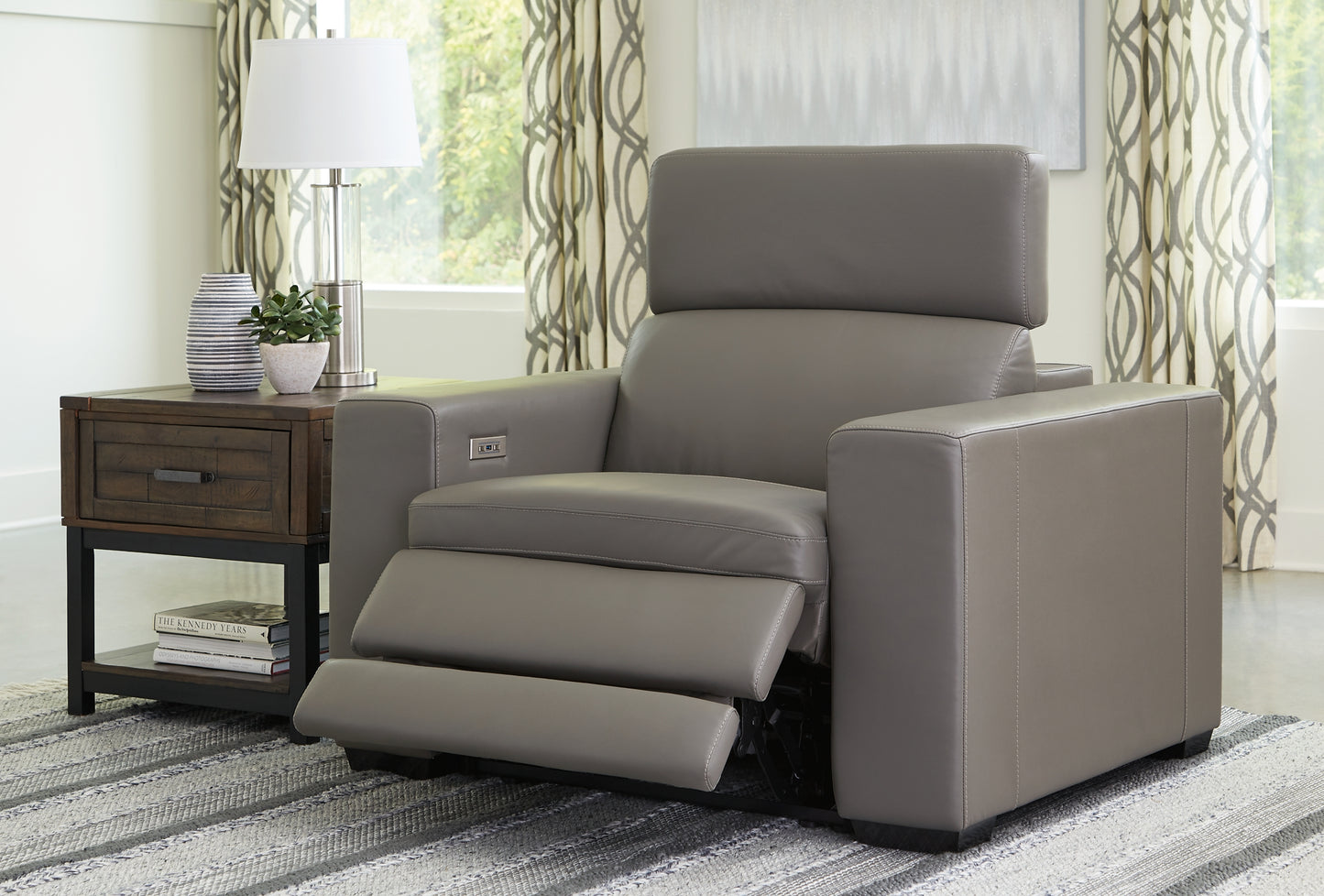 Texline PWR Recliner/ADJ Headrest Signature Design by Ashley®