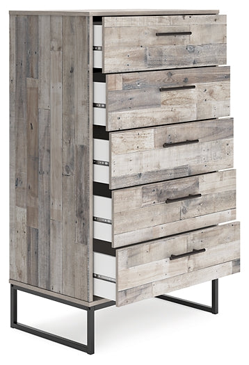 Neilsville Five Drawer Chest Signature Design by Ashley®