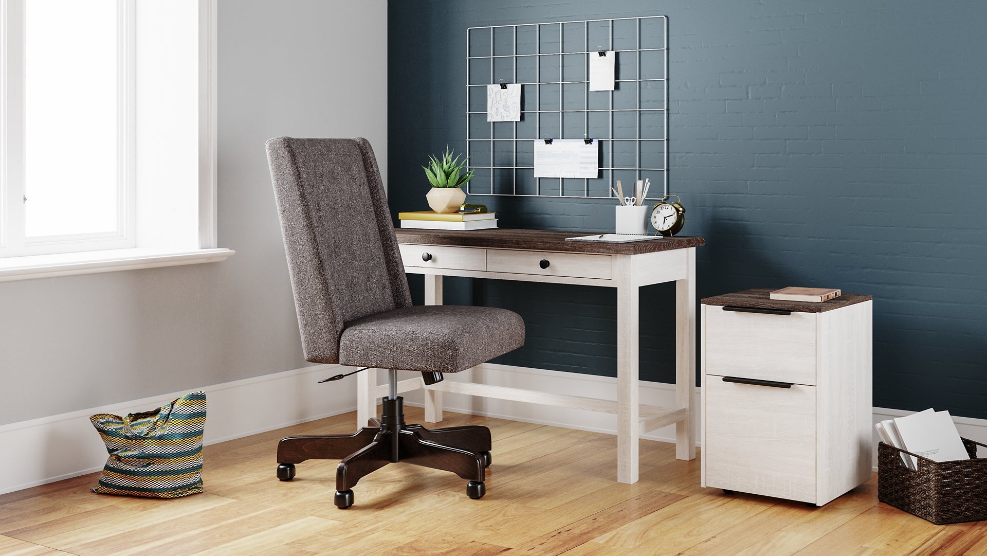 Dorrinson Home Office Desk Signature Design by Ashley®